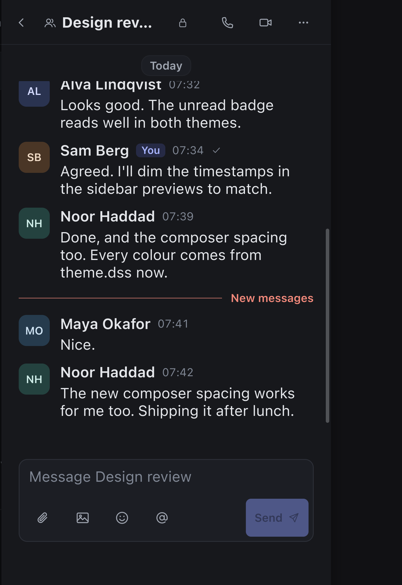 Lowfire on iPhone Duo, dark: a group conversation with the sidebar and the message composer.