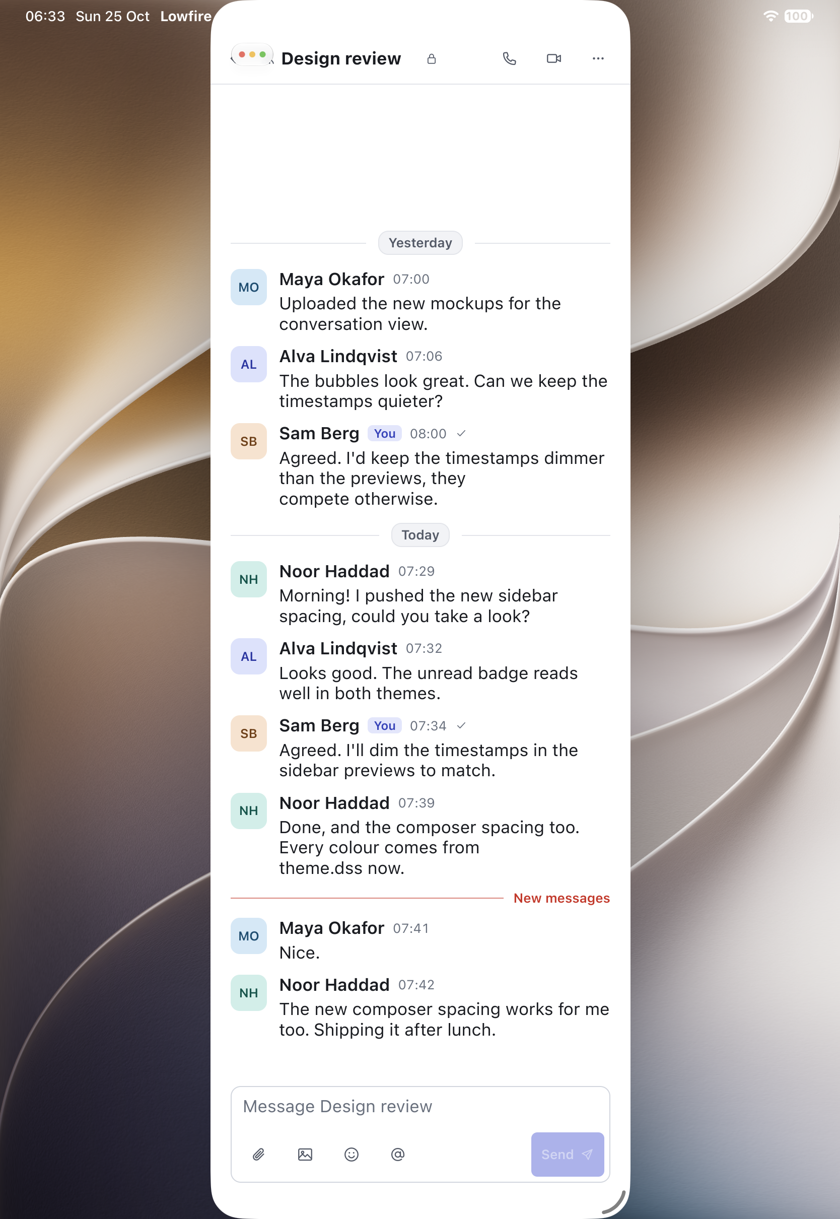 Lowfire on iPad, light: a group conversation with the sidebar and the message composer.